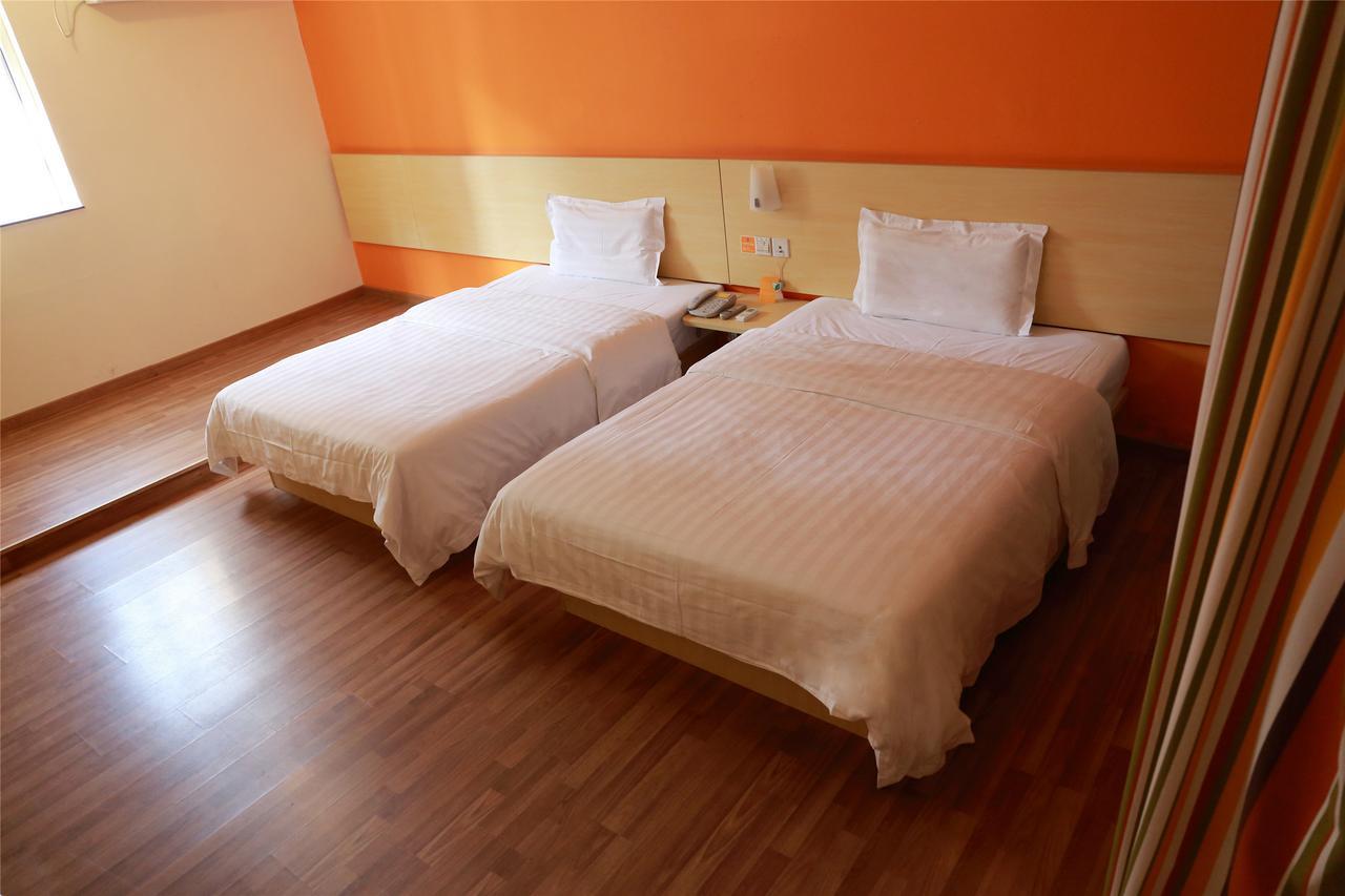 7Days Inn Qingdao Development Zone Jinshatan Exteriör bild