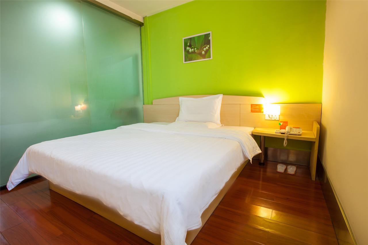 7Days Inn Qingdao Development Zone Jinshatan Rum bild