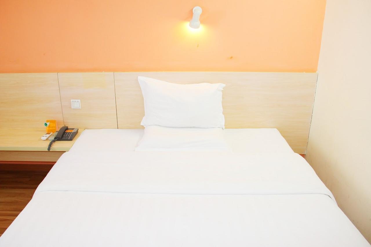 7Days Inn Qingdao Development Zone Jinshatan Exteriör bild